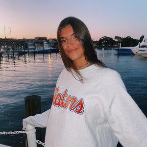 Meet your Posher, Kacey